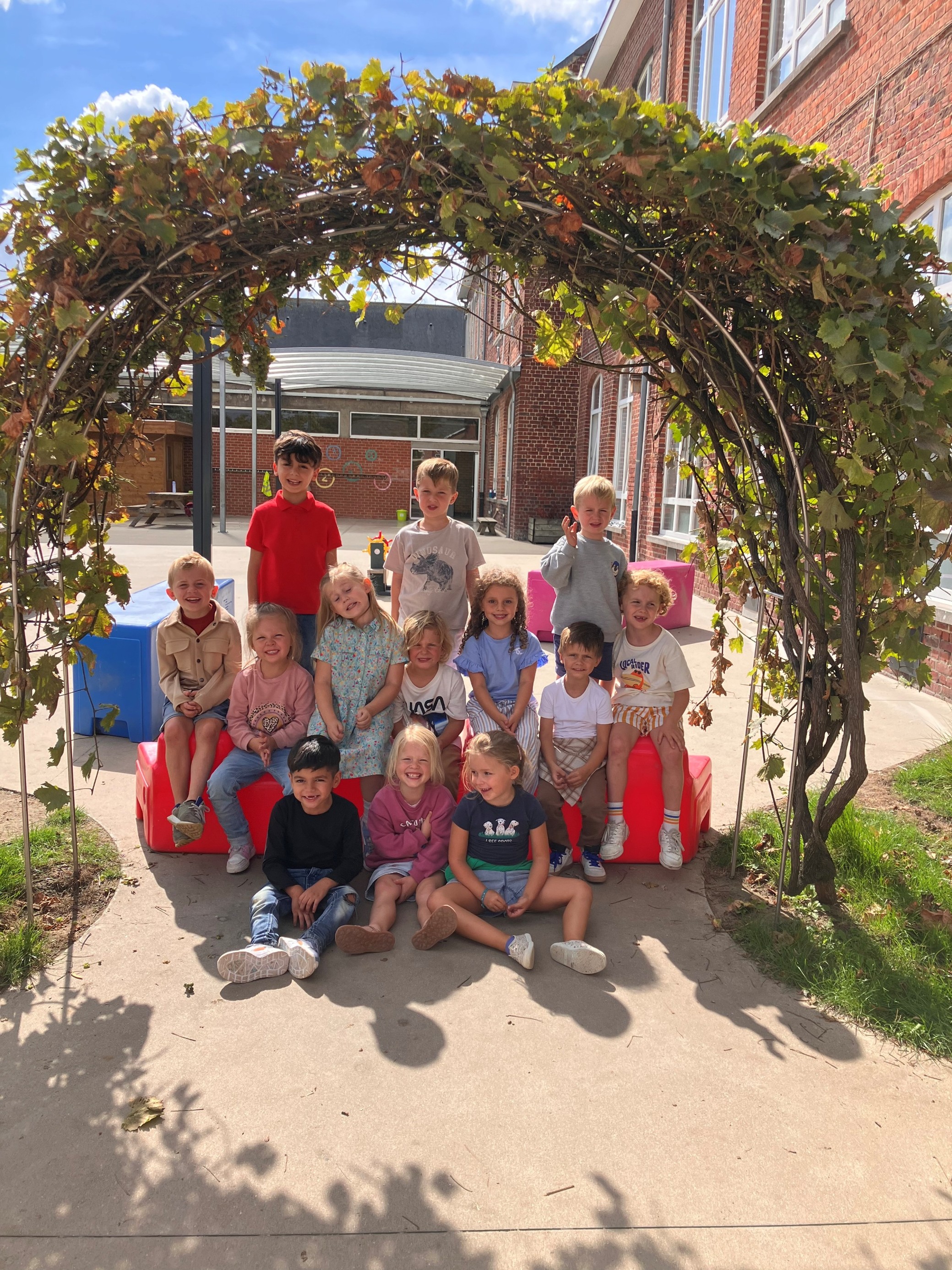 Klasfoto 3 KB - Kikkerklas